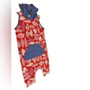 NWT rags seashell 🐚 hooded romper
